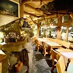 Πάρκο διακοπών Zajazd Bialczanski Dom Wypoczynkowy Restauracja I Klub Bilardowy Białka Tatrzańska