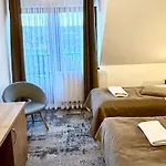 Zajazd Bialczanski Dom Wypoczynkowy Restauracja I Klub Bilardowy 3*