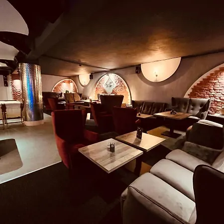 Bialczanski Restauracja I Klub Bilardowy 