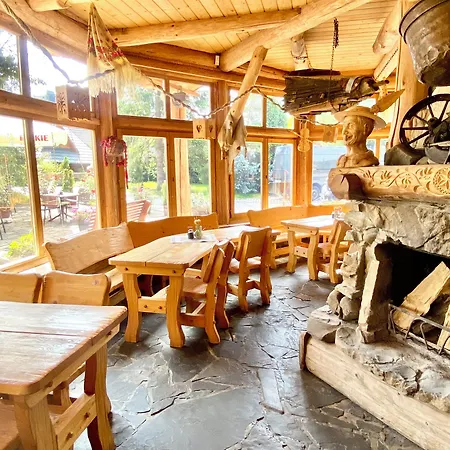Bialczanski Restauracja I Klub Bilardowy Semesterpark Bialka Tatrzanska