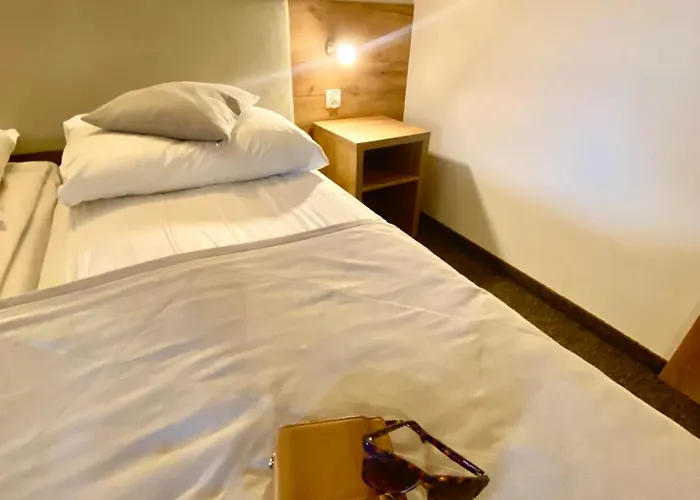 ホリデーパーク Bialczanski Restauracja Blisko Stokow Narciarskich